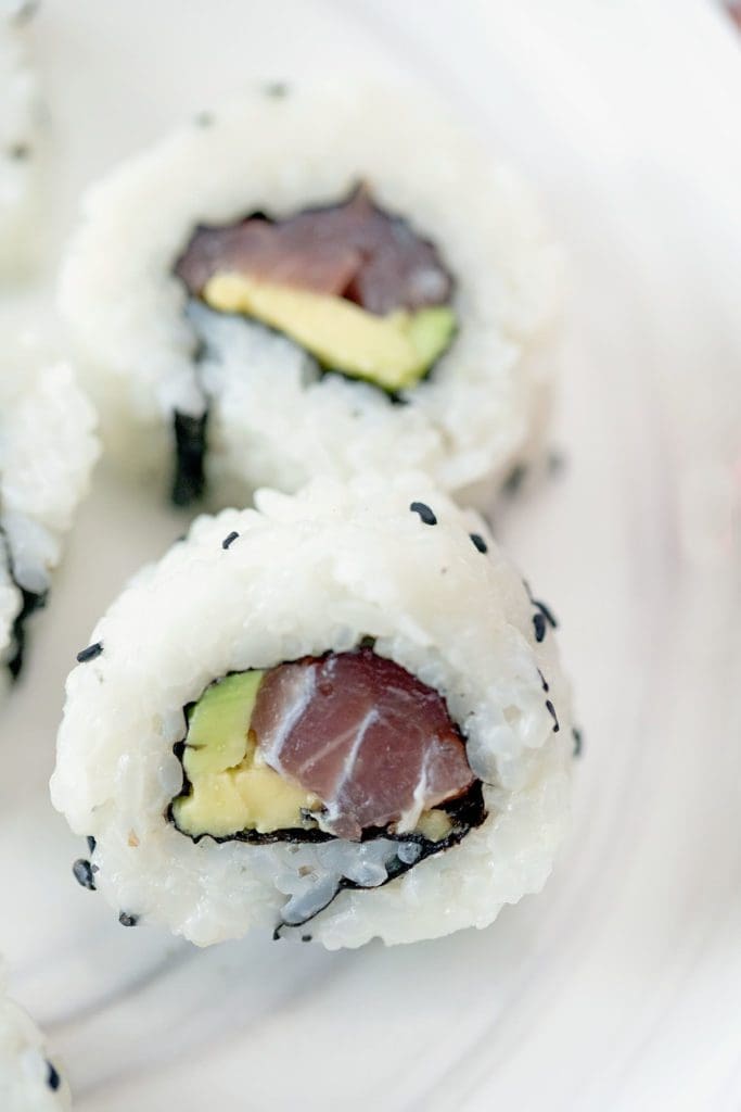 how to roll sushi