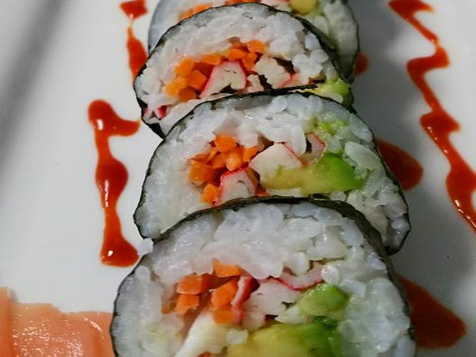 How to Roll Sushi at Home: Mastering Nigiri and Maki Techniques for Beginners in 2026