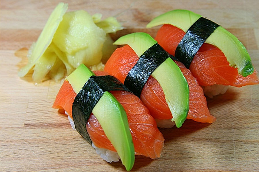 Avocado sushi