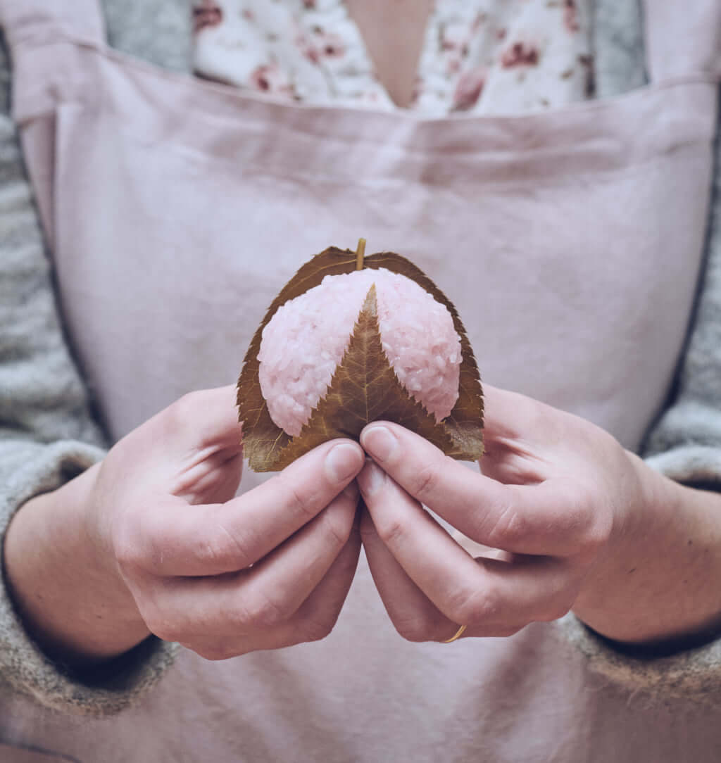 Sakura Mochi dessert