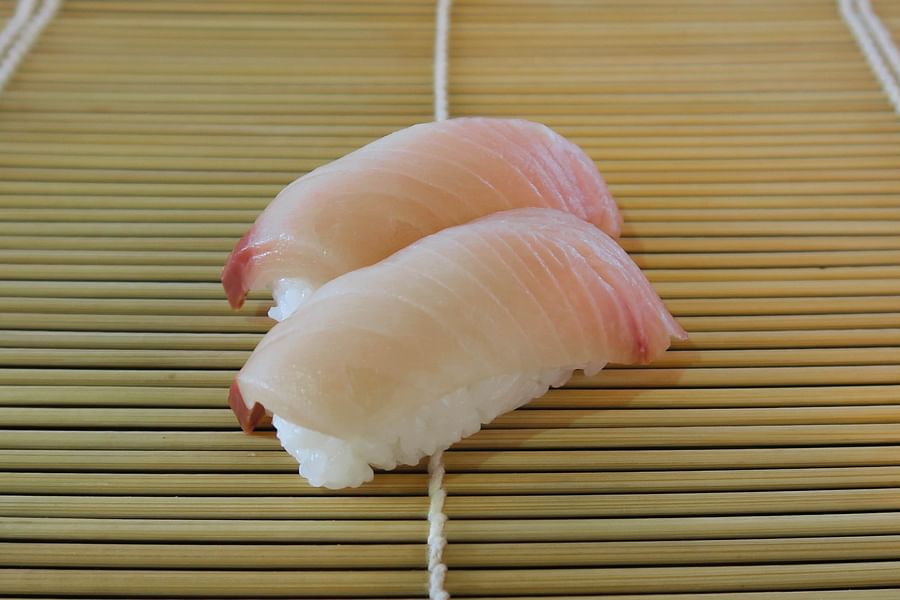 Hamachi sushi